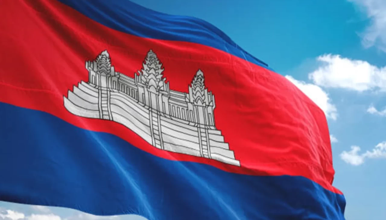 Kamboçya'da otobüs nehire düştü: 13 ölü, 24 yaralı