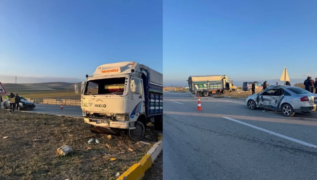 Afyonkarahisar’da kamyonet ile otomobil çarpıştı: 6 yaralı