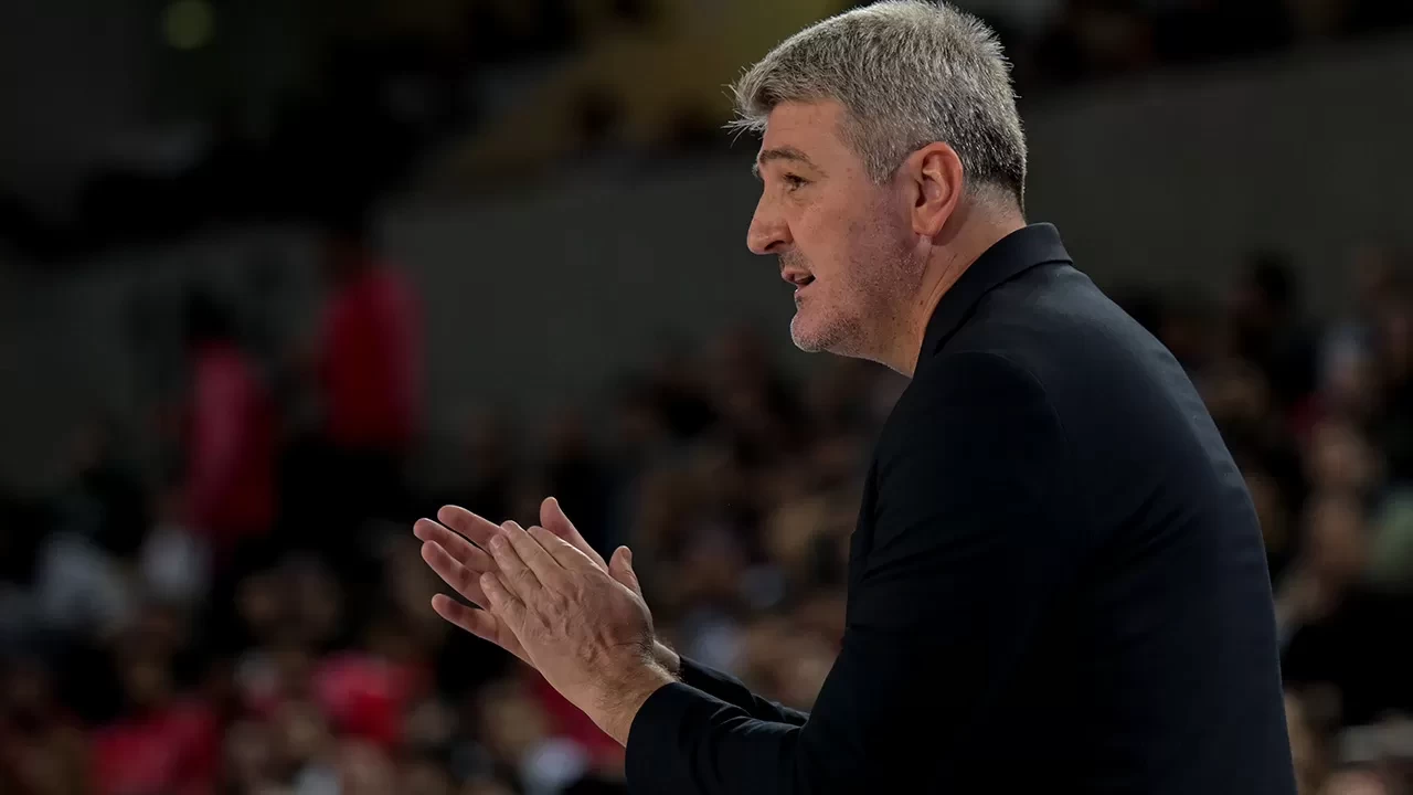 Karşıyaka’da başantrenör Faruk Beşok ile yollar ayrıldı