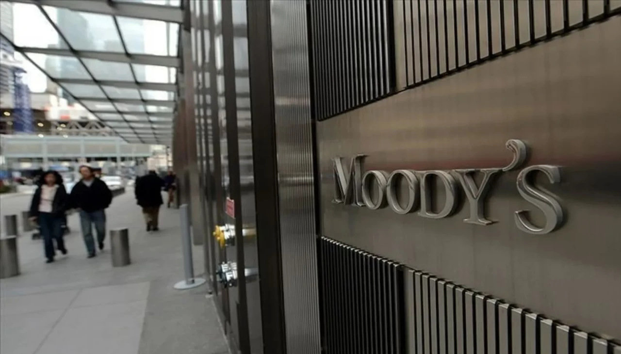 Moody’s İngiltere’nin kredi notunu teyit etti, İtalya’nın notu yükseldi