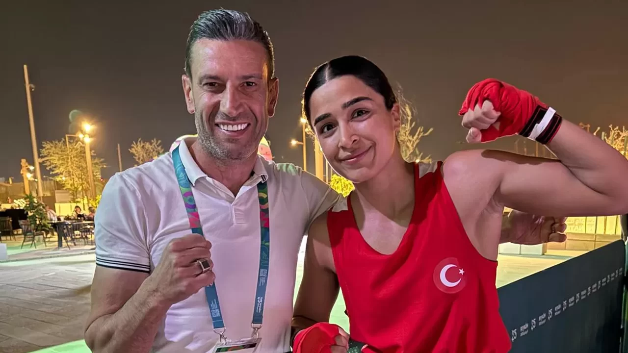 Suat Hekimoğlu: “Milli boksörlerimiz Türk boksunun yükselen grafiğini bir kez daha dünyaya gösterdi”