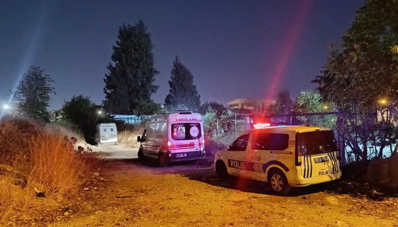 Adana’da kaybolan alzheimer hastası adamın boş arazide ölü bulundu