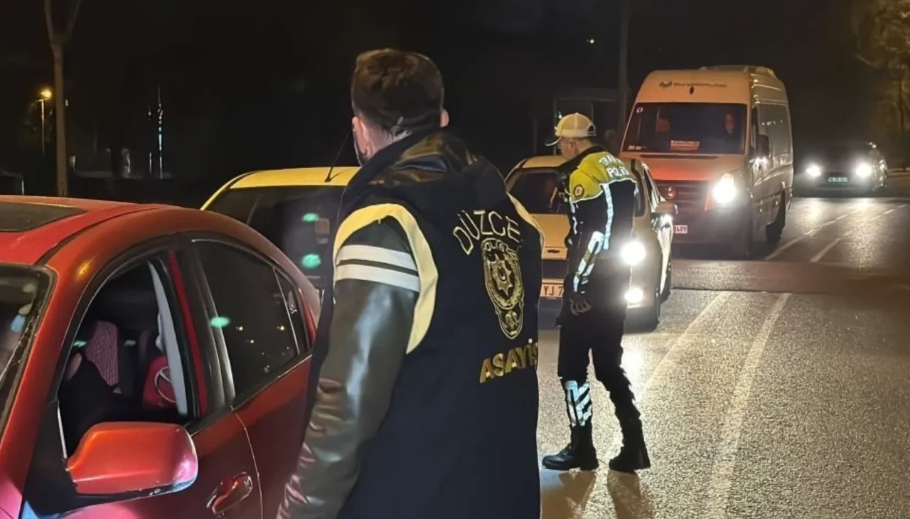 Bir haftada 21 bin kişi sorgulandı: 25 kişi tutuklandı