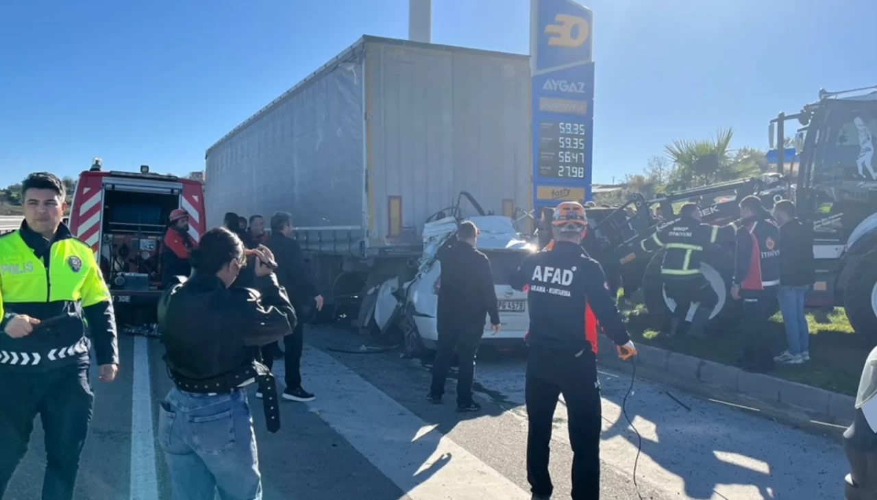 Sinop’ta feci kaza: Öğretmen hayatını kaybetti