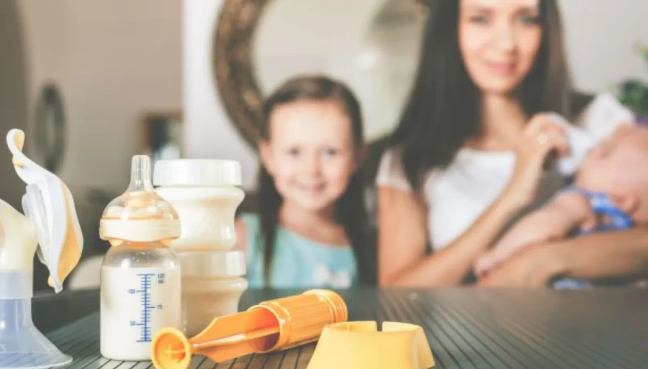 Yanlış saklanan süt, değerini 1 saatte kaybediyor! Annelerin bilmesi gereken kritik detaylar