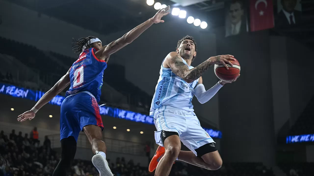 Türk Telekom ligde seriyi sürdürdü | Basketbol süper Ligi'nde Türk Telekom 89-82 Büyükçekmece