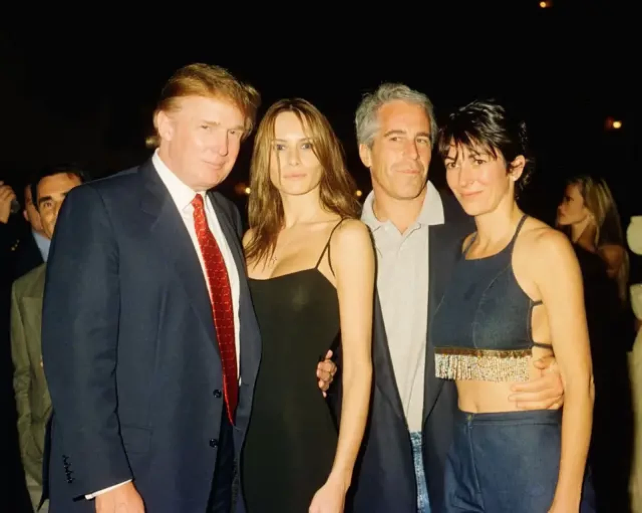Epstein'in kardeşi, ağabeyinin Trump hakkında "kirli bilgilere" sahip olduğunu iddia etti