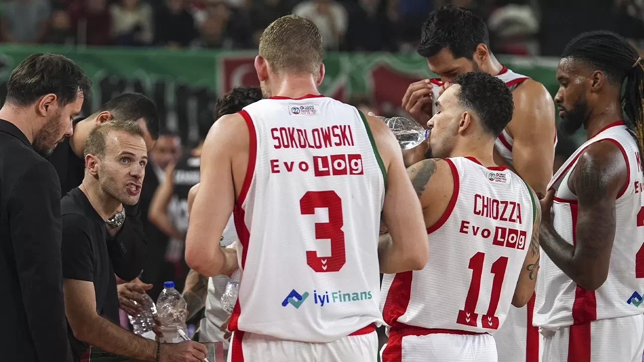 Karşıyaka Erkek Basketbol Takımı’nda kriz derinleşiyor: 8 haftada 7 mağlubiyet