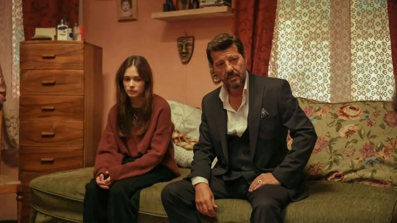 Çarpıntı 9. Bölüm: Halit'in Beklenmedik Dönüşü Alkan Ailesinde Krize Neden Oldu! Geçmişin Saklı Sırları Gün Yüzüne Çıkacak mı?