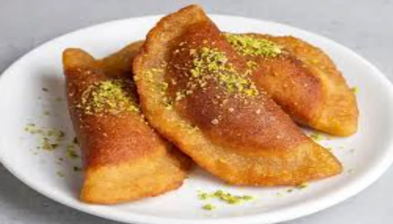 Ceviz kokusu eve yayılacak! Taş kadayıfın orijinal tarifi çok arananlar listesinde