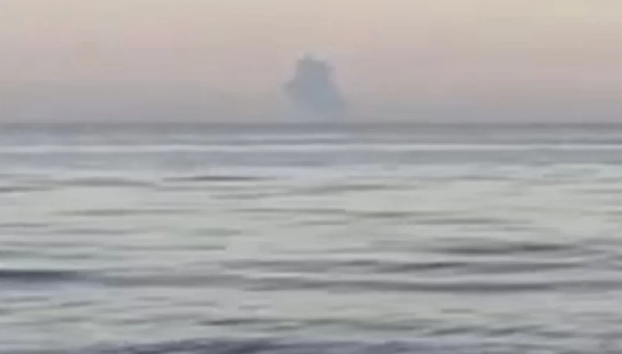 Son Dakika... Kandıra açıklarında gemi yangını: Çok sayıda ekip sevk edildi