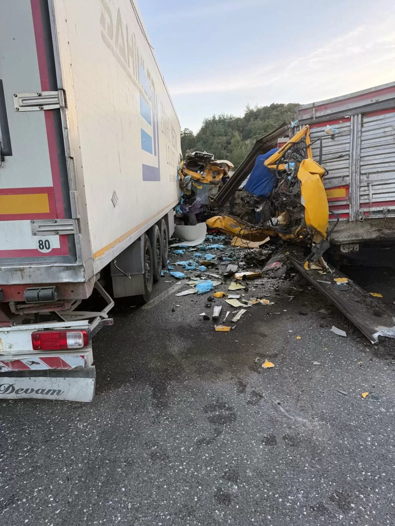 Aydın-Muğla karayolunda tır kazası! Yaralı sürücülerden birinin durumu ağır