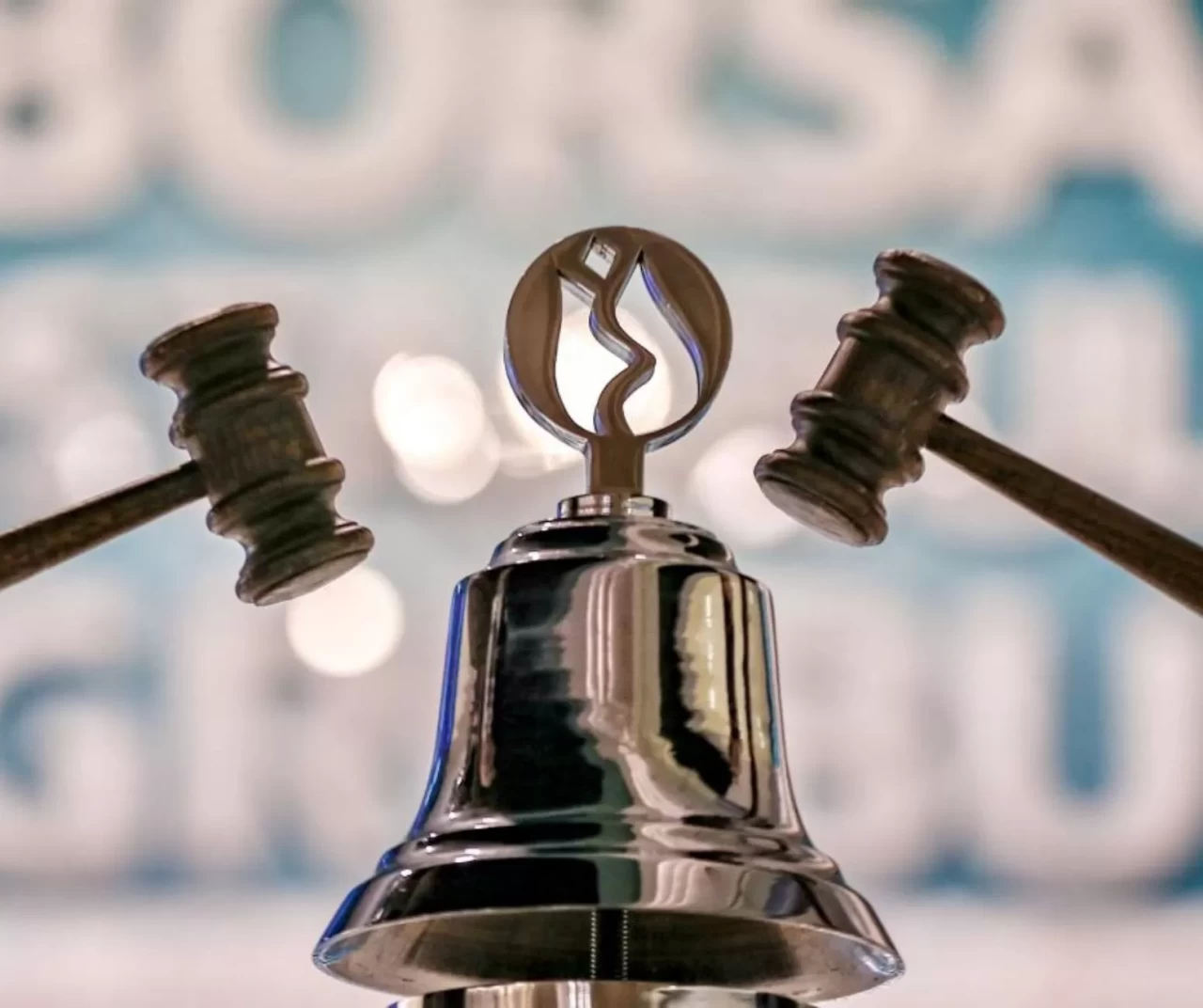 BIST 100 endeksi ilk yarıda düşüşte: 10.880 puan seviyesinde