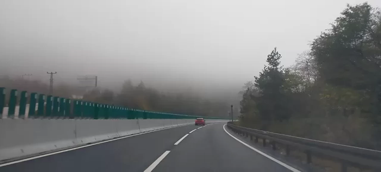 Bolu Dağı geçişinde sis etkili