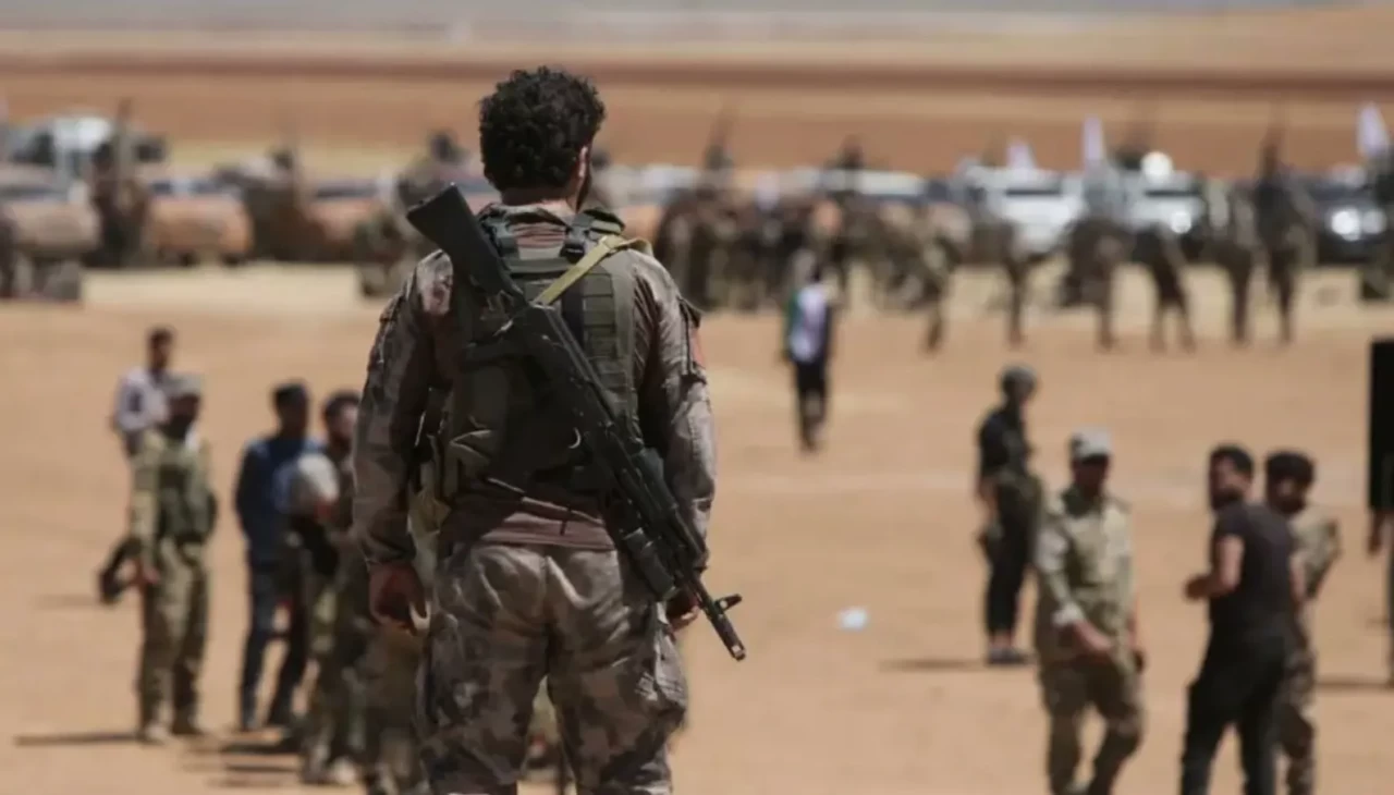 Rakka’da Suriye Ordusu ile PKK/YPG arasında çatışma çıktı