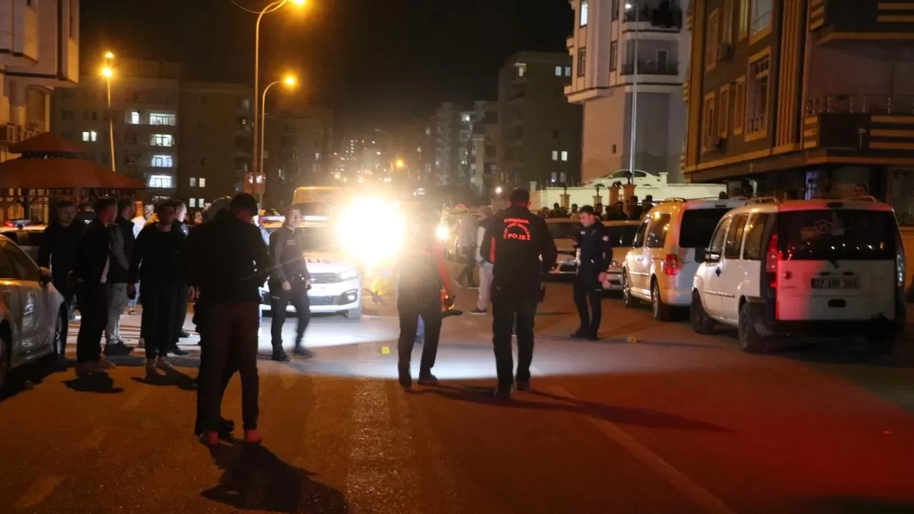 Park yeri bulamayan komşu, düğündekilere ateş açtı: 7 yaralı