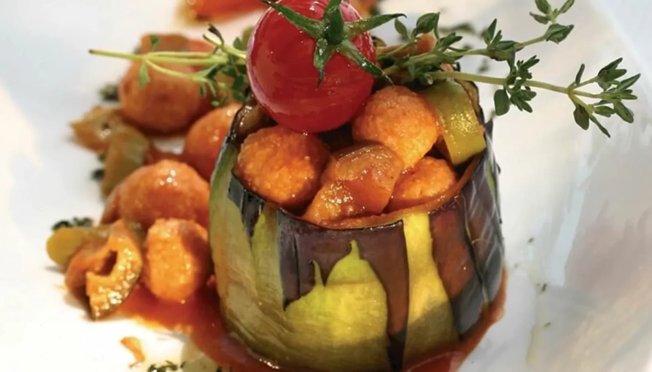 Yok böyle bir lezzet! Yuvalak köfteyi deneyenler tarif peşinde koşuyor