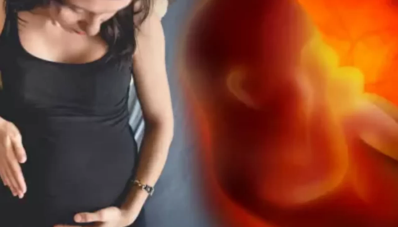 Kadınları büyük yanılgıya düşüren belirti! Hamilelikte adet gerçeği