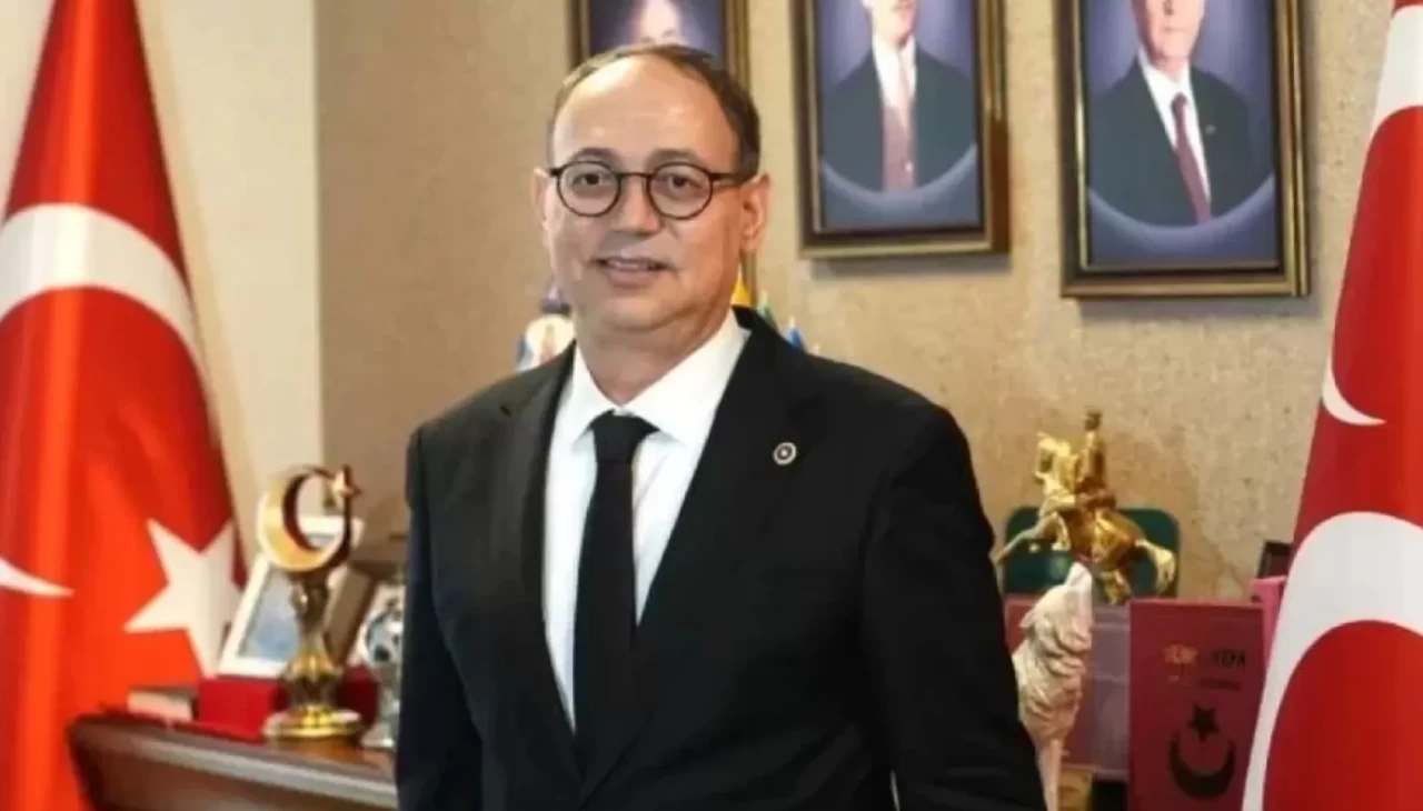 MHP'li Topsakal: 'Milli Eğitim Bakanlığımız, devletimizin en kıymetli kurumu'