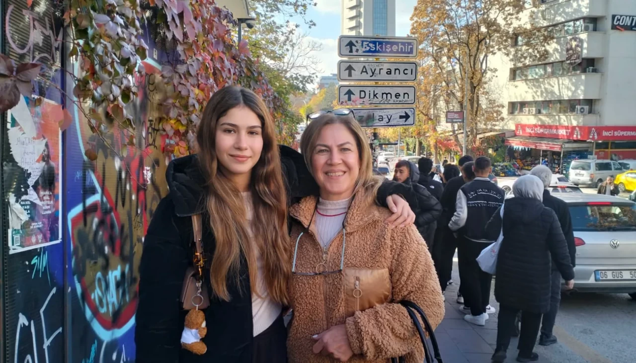 Ankara’da ‘Kızılay tabelası’ akımı sürüyor: Üçüncü kez yenilendi