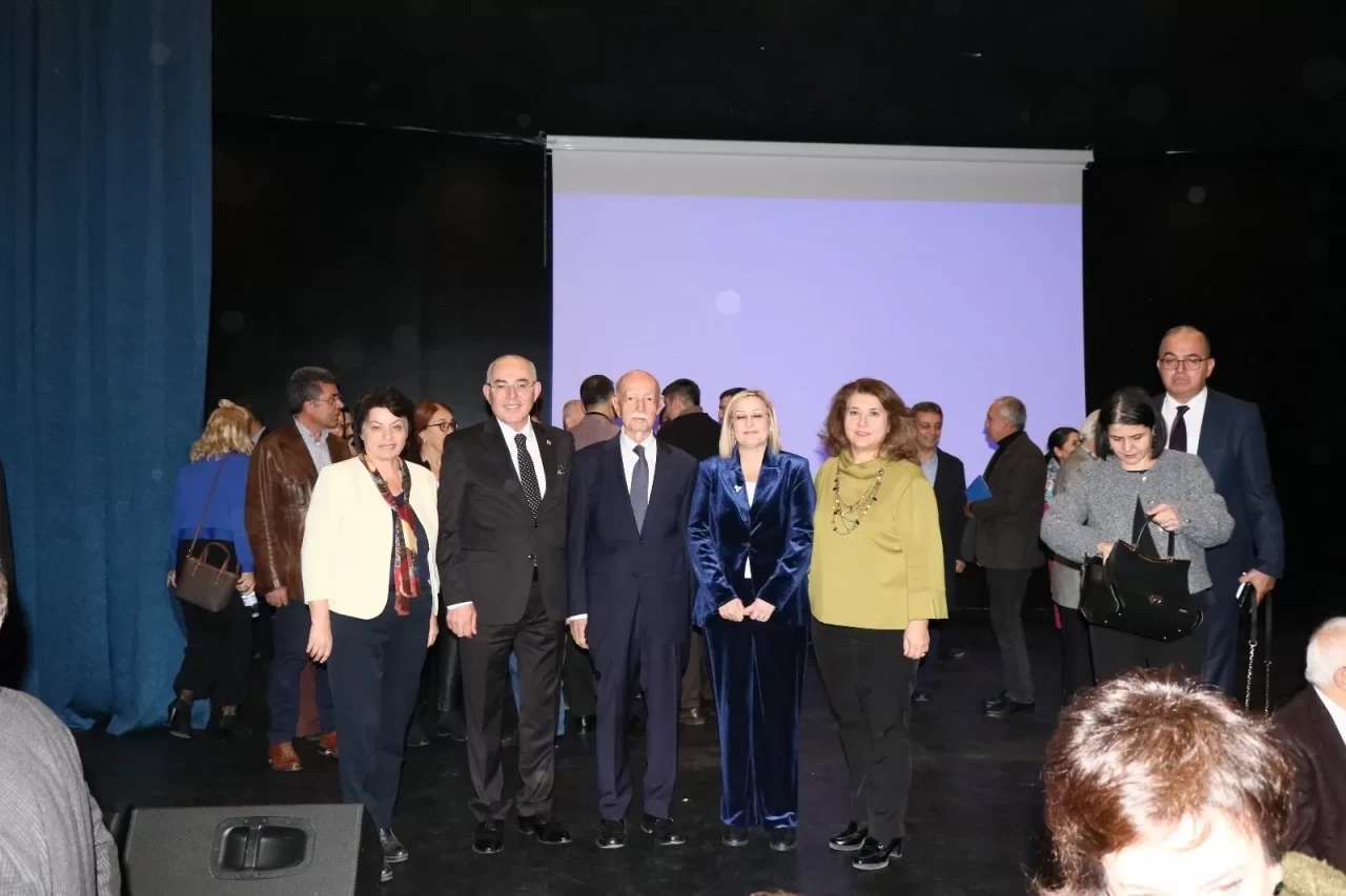 MHP'li Karakaya “Türkiye Finansal Raporlama Standartları” kitabının lansmanına katıldı