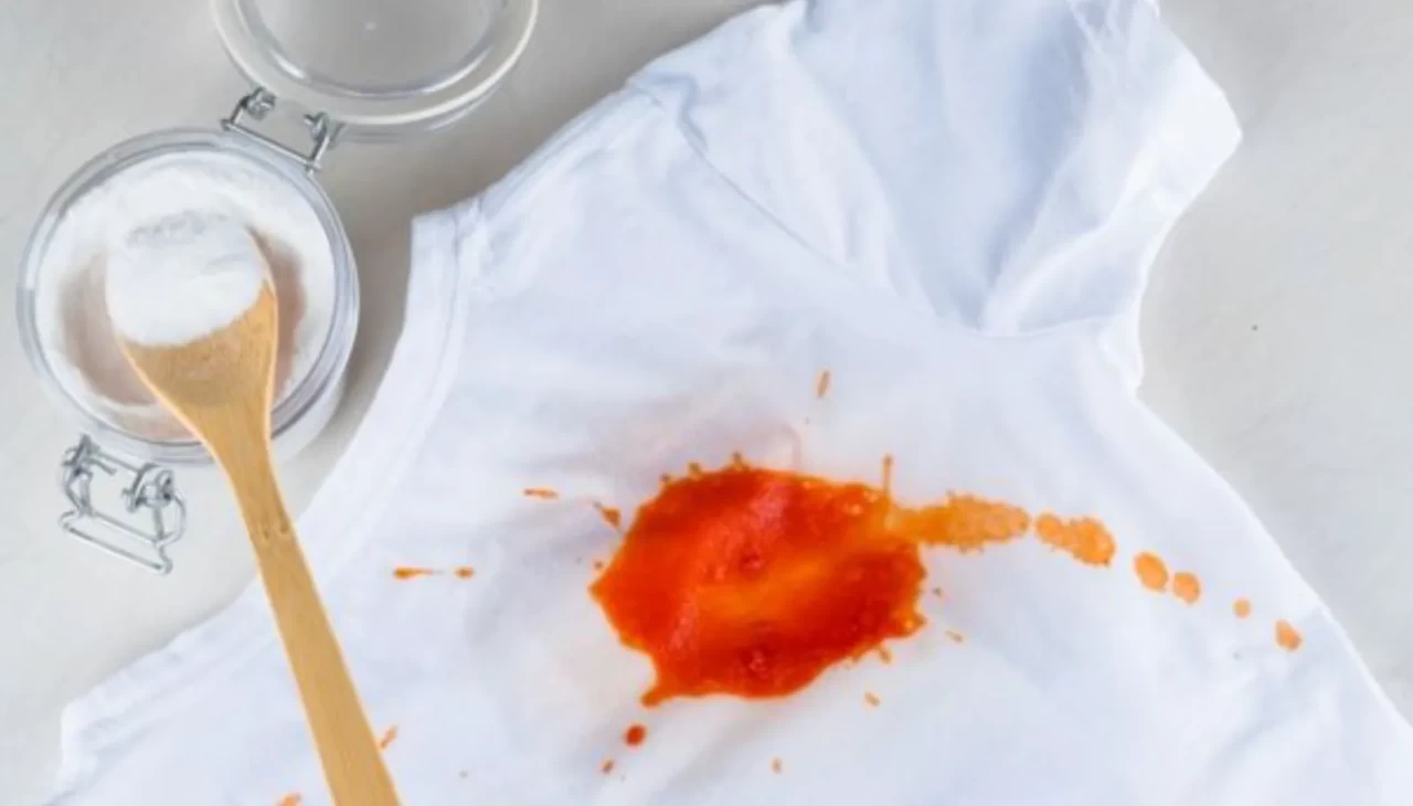 Kurumuş domates lekesi bile kaçamıyor! Uzmanların önerdiği şaşırtan formül