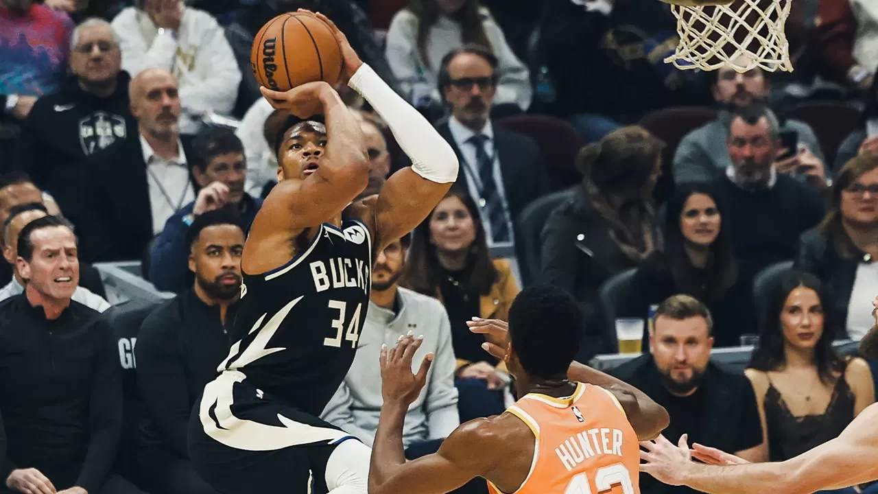 Giannis Antetokounmpo sakatlandı, Milwaukee Bucks dağıldı