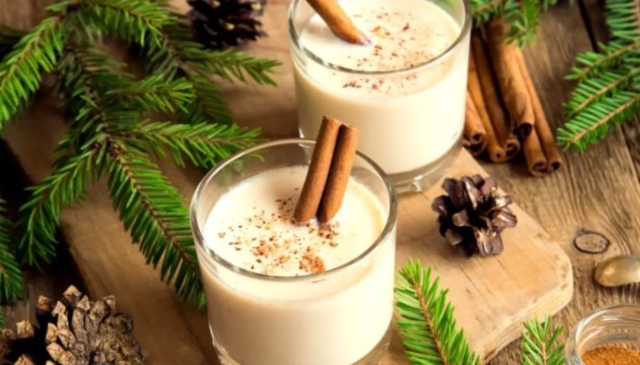 Göbeğini eritmek isteyenler bu habere dikkat! Tarçınlı süt ayda 4 kilo verdiriyor