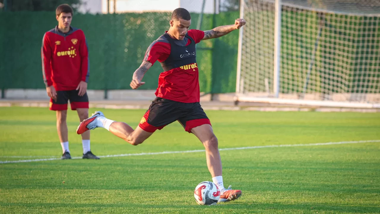 Göztepe, Kocaelispor maçı öncesi çalışmalarını sürdürdü