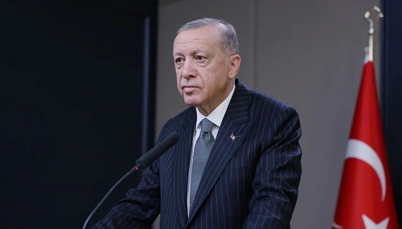 Erdoğan’dan CHP’ye sert eleştiri: “Biz üretiyoruz, onlar polemik ve siyasi hokkabazlık peşinde”