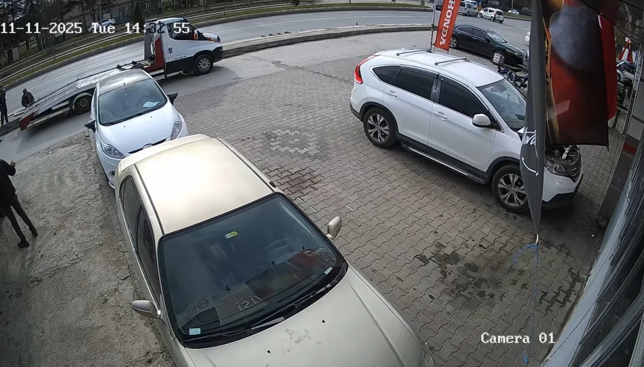 Eskişehir’de iki hafif ticari araç çarpıştı: 1 yaralı