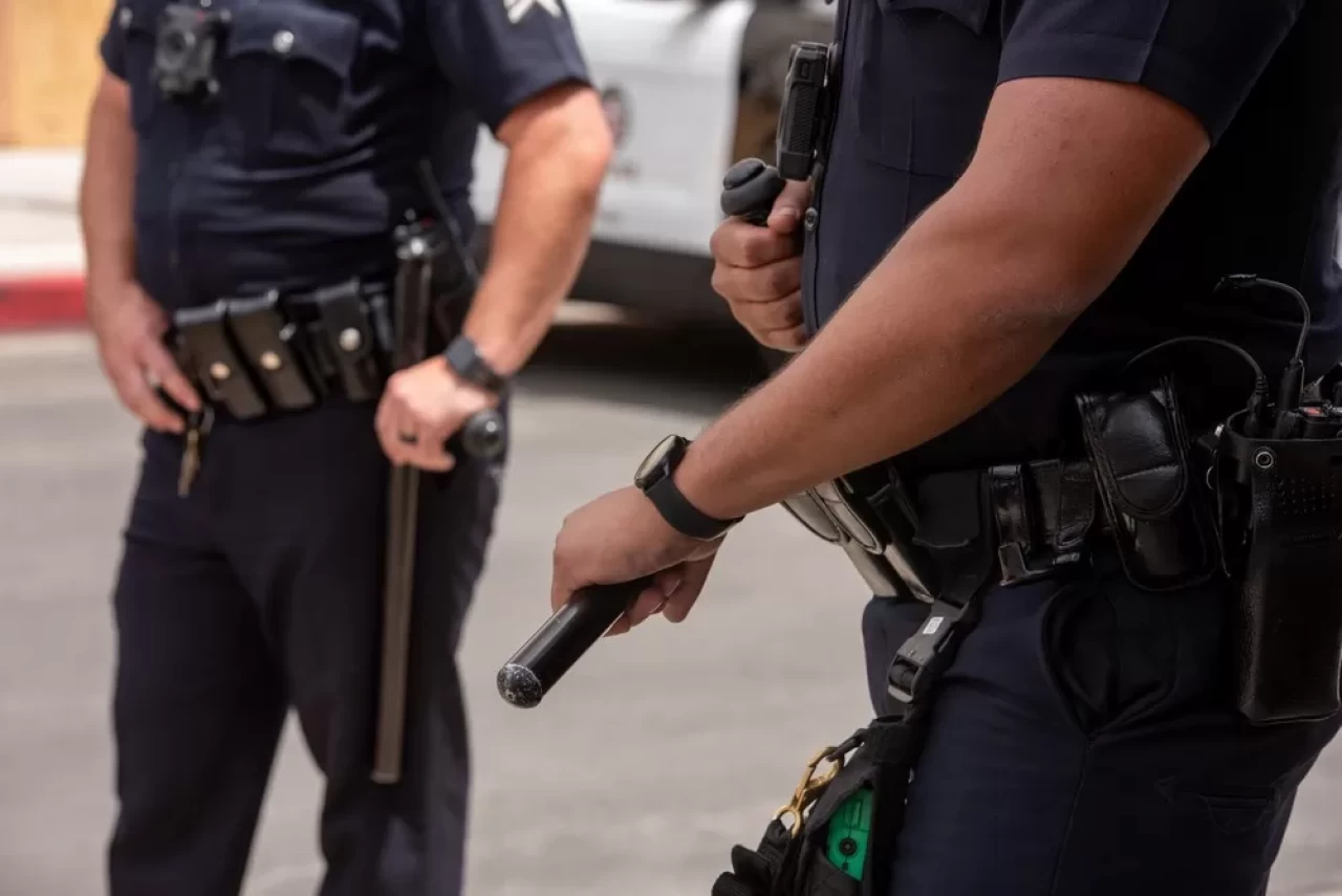 ABD polisi bıçaklı saldırganı vurarak etkisizleştirdi