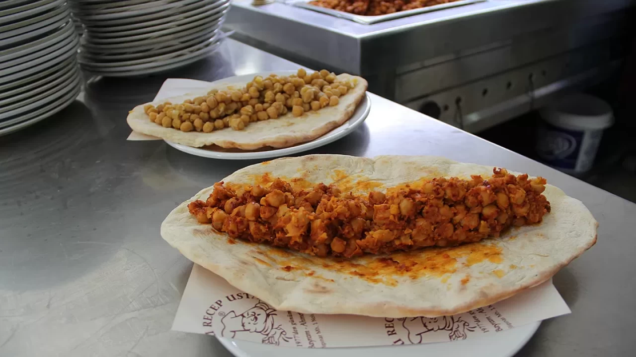 Gaziantep Usulü Lezzetli ve Pratik Nohut Dürüm Tarifi