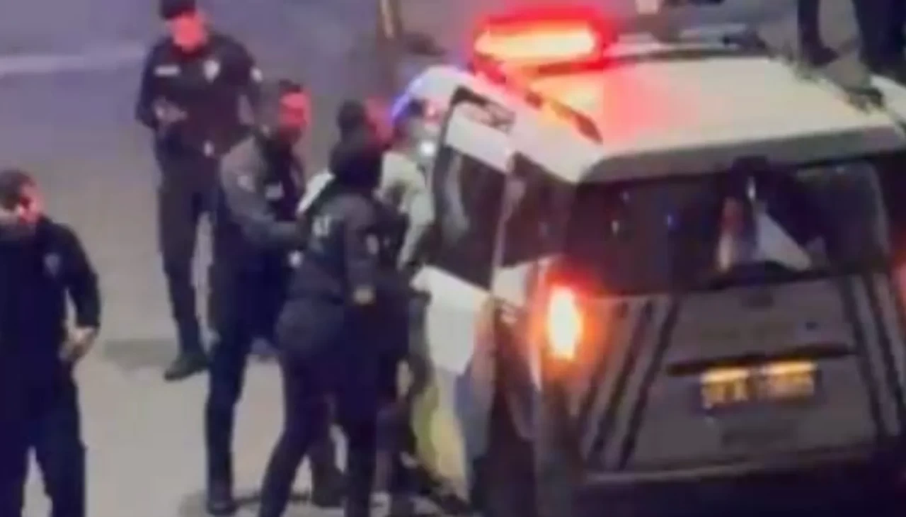 Sultangazi’de kavga polisin uyarı ateşiyle son buldu