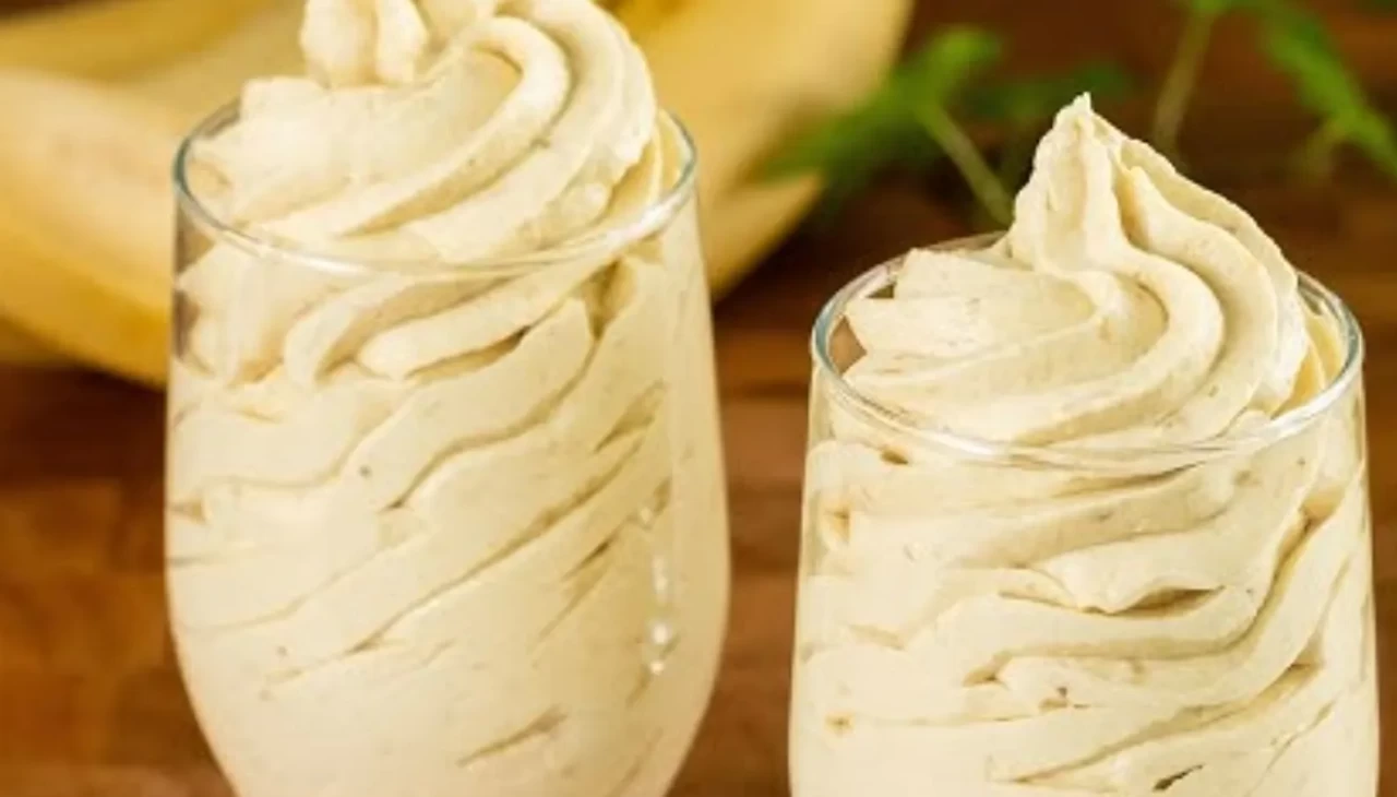 3 dakikada hazır! Muzlu çikolatalı milkshake