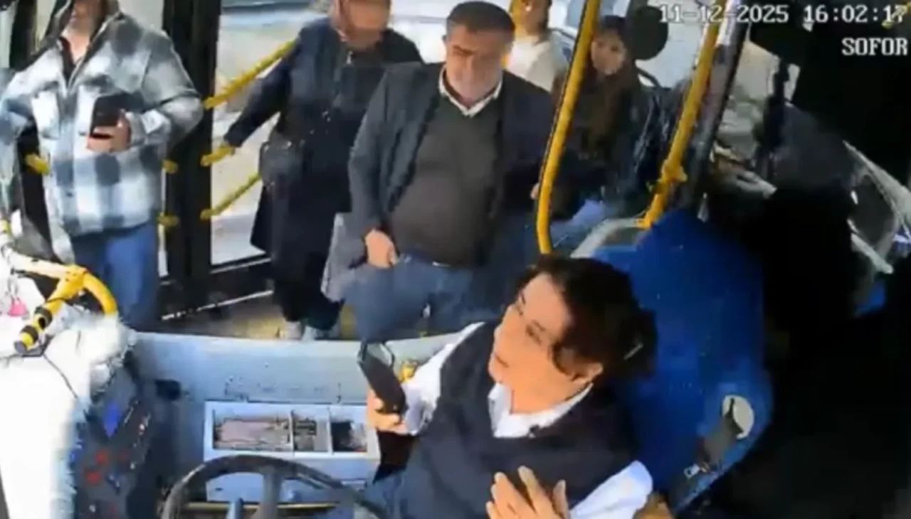 Isparta'da otobüsün önünü kesen bir sürücü, kadın şoföre saldırmaya çalıştı