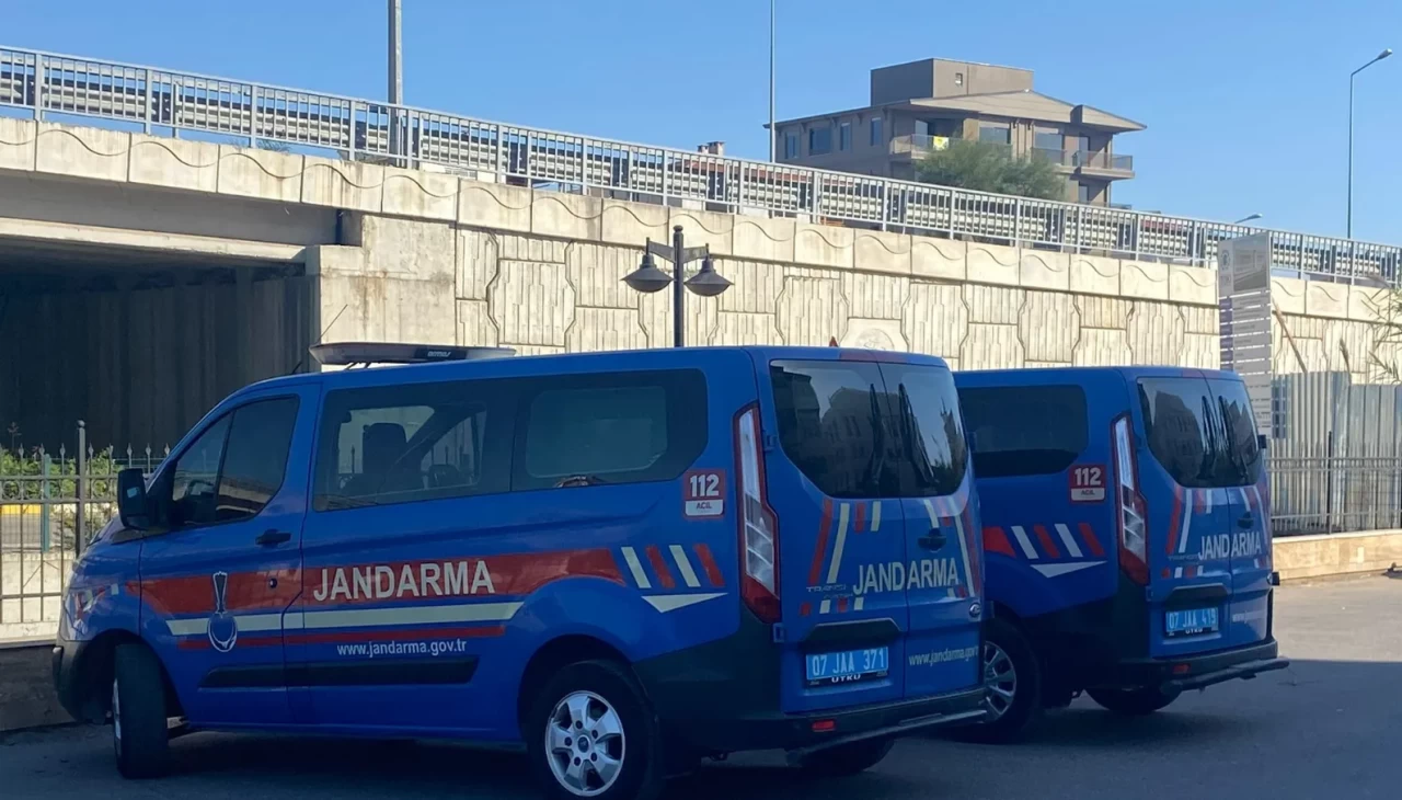 İş adamı şikayet etti, operasyon başlatıldı! CHP eski ilçe başkanı tutuklandı