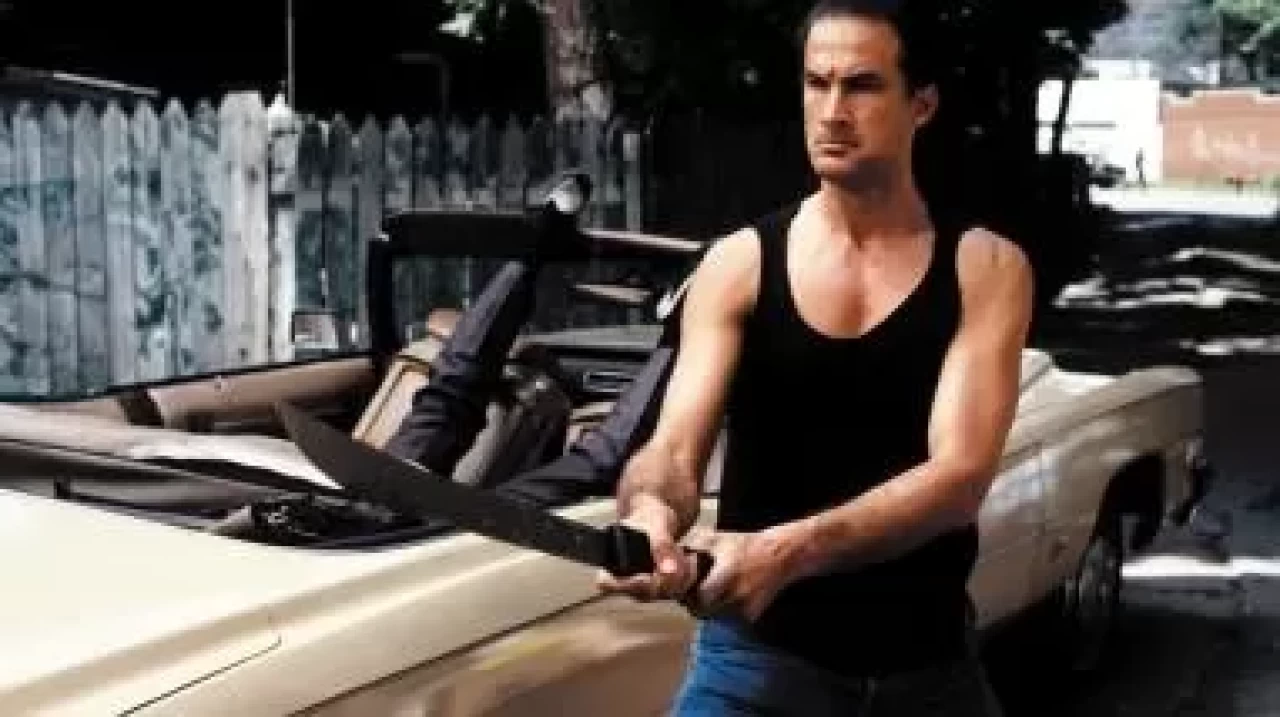 Kanunun Üstünde filminin konusu ne, oyuncuları kim ve IMDb puanı kaç?