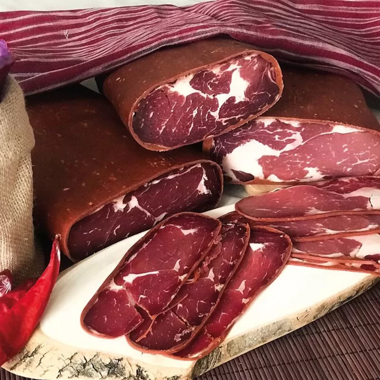 Niğde'de 5 kişi gıda zehirlenmesi şüphesiyle hastaneye başvurdu