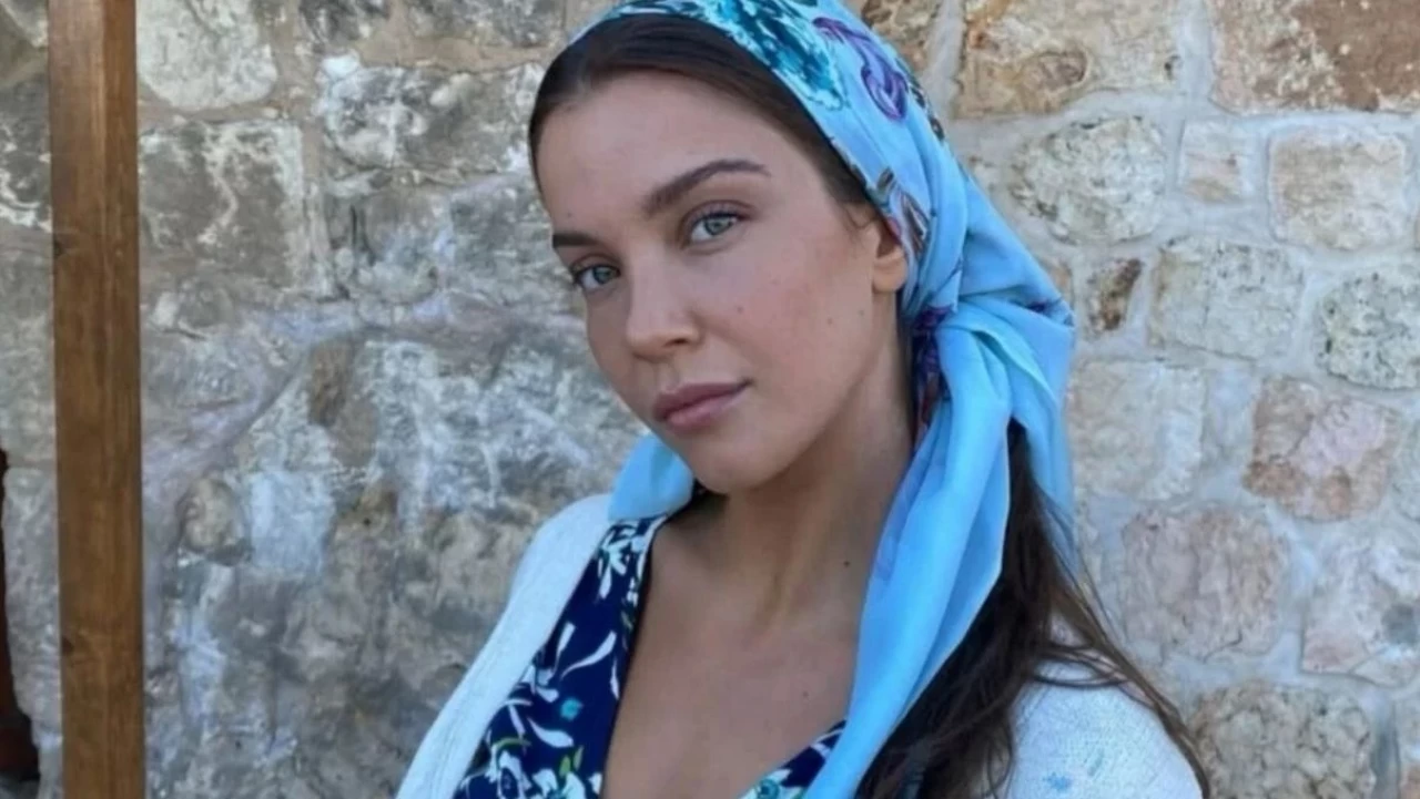 Yaren Güldiken’in eski mesleği ortaya çıktı! Uzak Şehir dizisinin Pakize’si milli sporcu geçmişiyle herkesi şaşırttı