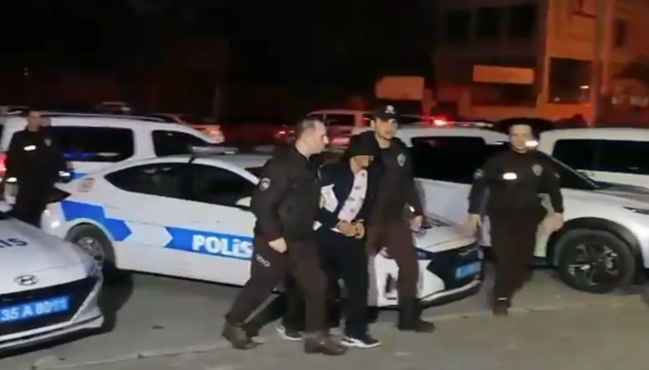 İzmir’de 95 yıl hapis cezası bulunan 17 yaşındaki firari yakalandı