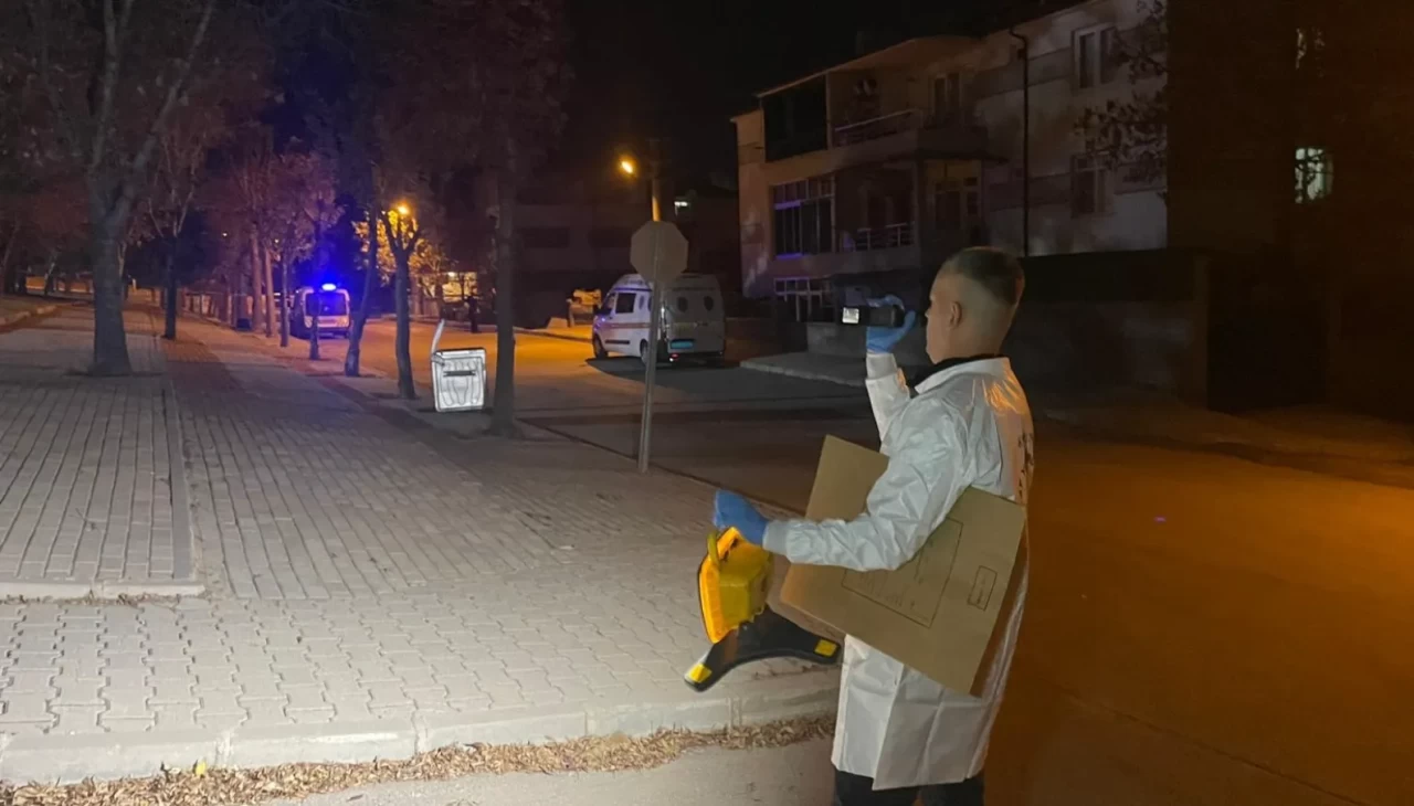 Karaman’da parkta dehşet! 17 yaşındaki çocuk yaralandı