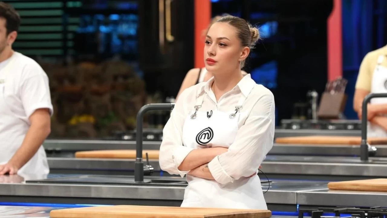 MasterChef 2025 Ana Kadroya Yükselen Nisa Nur Demirel Kimdir, Ne İş Yapıyor?