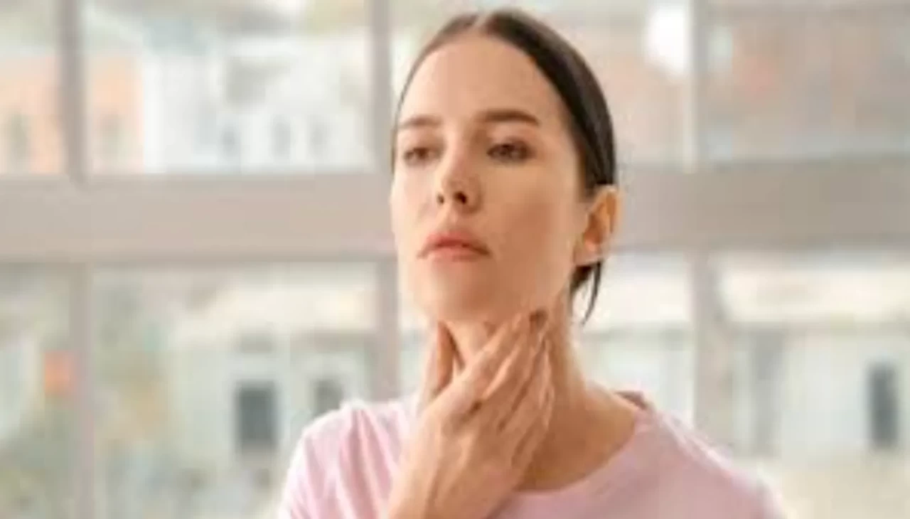 Ses kısıklığına en hızlı çözüm! Doktorların da önerdiği ev yapımı destekler