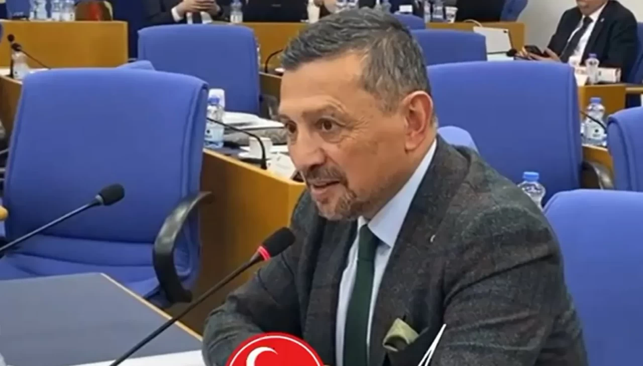 MHP’li Erbaş’tan kış saati uygulaması çağrısı! Okul giriş–çıkışlarında düzenleme yapılabilir