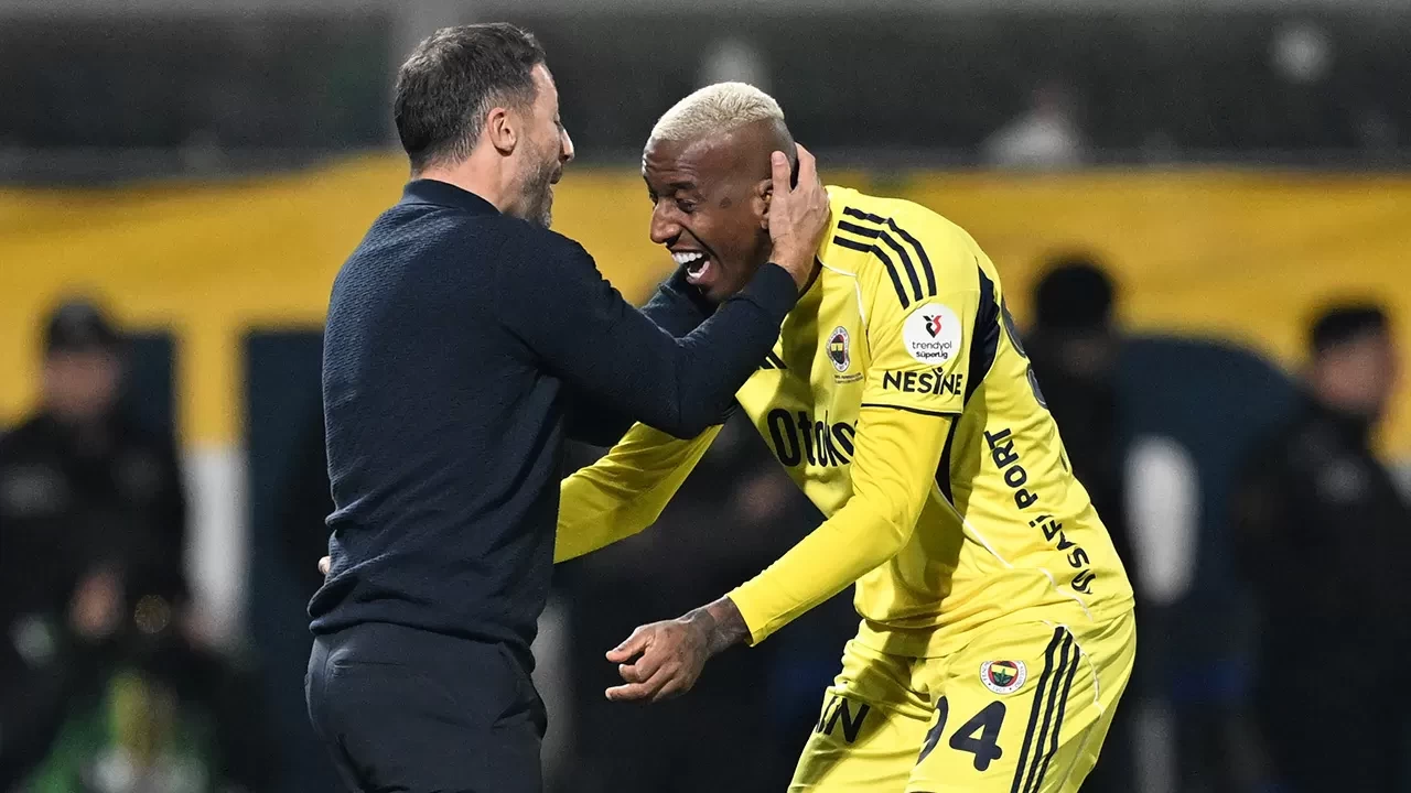 Fenerbahçe, ikinci yarıda farka koştu | Süper Lig'de Ç. Rizespor 2-5 Fenerbahçe