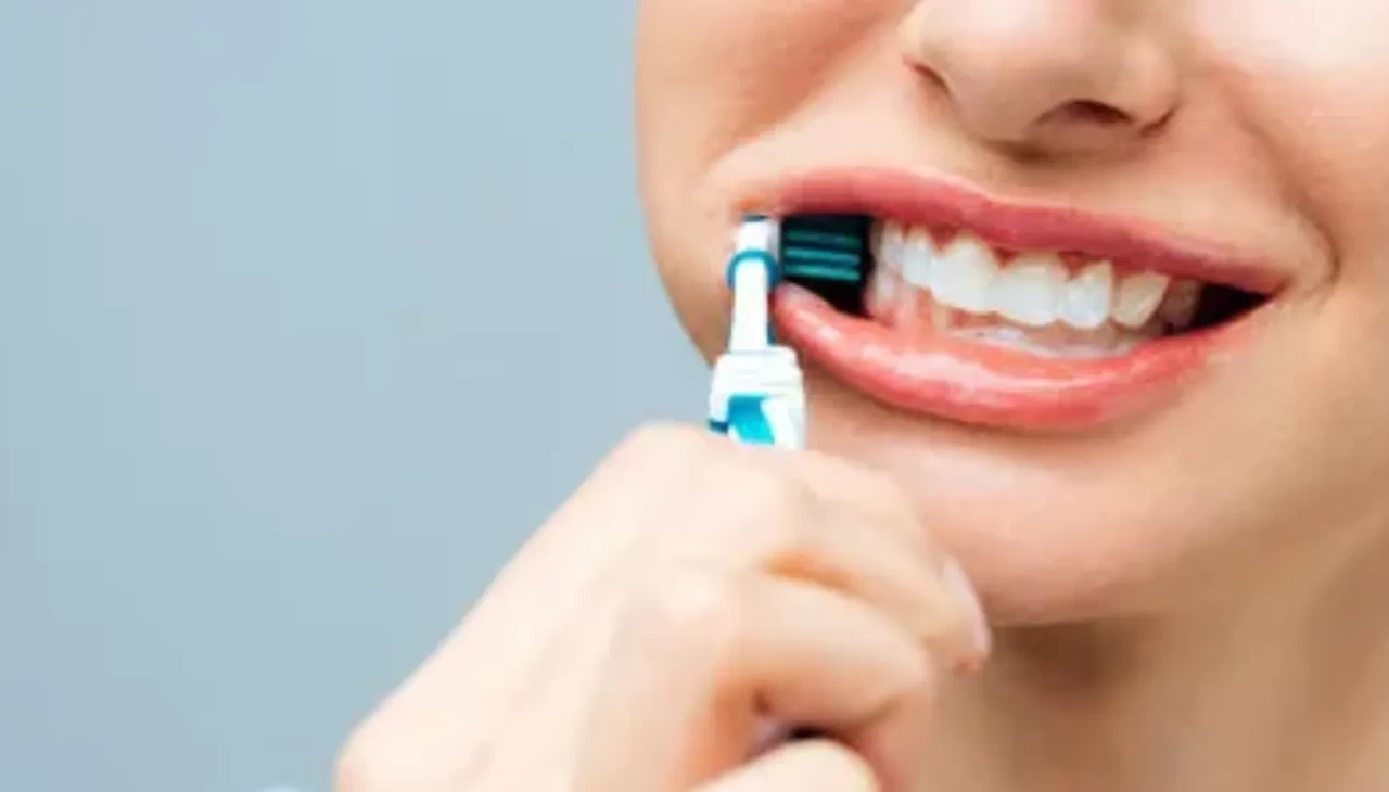 Beyninizi genç tutmanın şaşırtıcı yolu: Diş fırçalama yönteminiz!