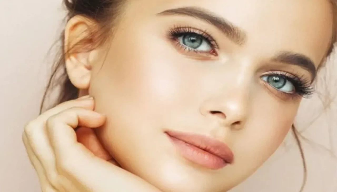 Güzellik rutininizi değiştirecek buluş! Marul yaprağı yüze sürülünce ne oluyor?