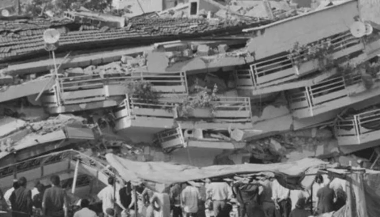 12 Kasım Düzce depremi ne zaman oldu, kaç şiddetindeydi? 1999 Düzce depreminde kaç kişi öldü, ne kadar sürdü?