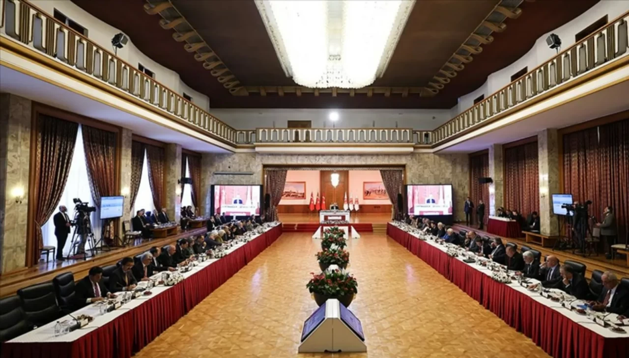 Milli Dayanışma, Kardeşlik ve Demokrasi Komisyonu İmralı'ya gitti! TBMM detayları açıkladı